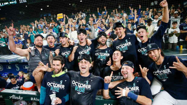 Joe Nicolson, USA Today Sports Seattle Mariners playoff 2022 — 2